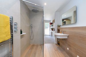 En-Suite- click for photo gallery